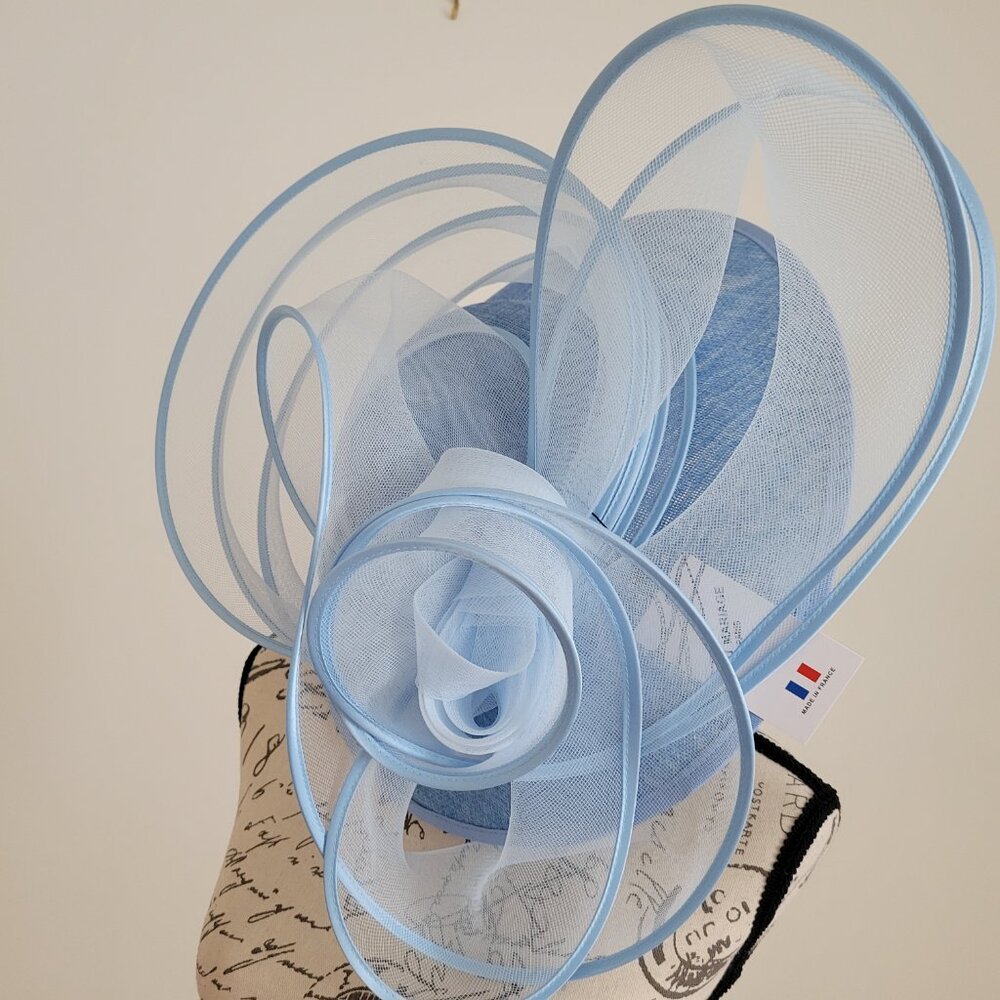 Paris Hand-Made Large Brim Ruffle Organza Hat | Elegant Royal Derby Wedding Hat - Picture 5 of 13